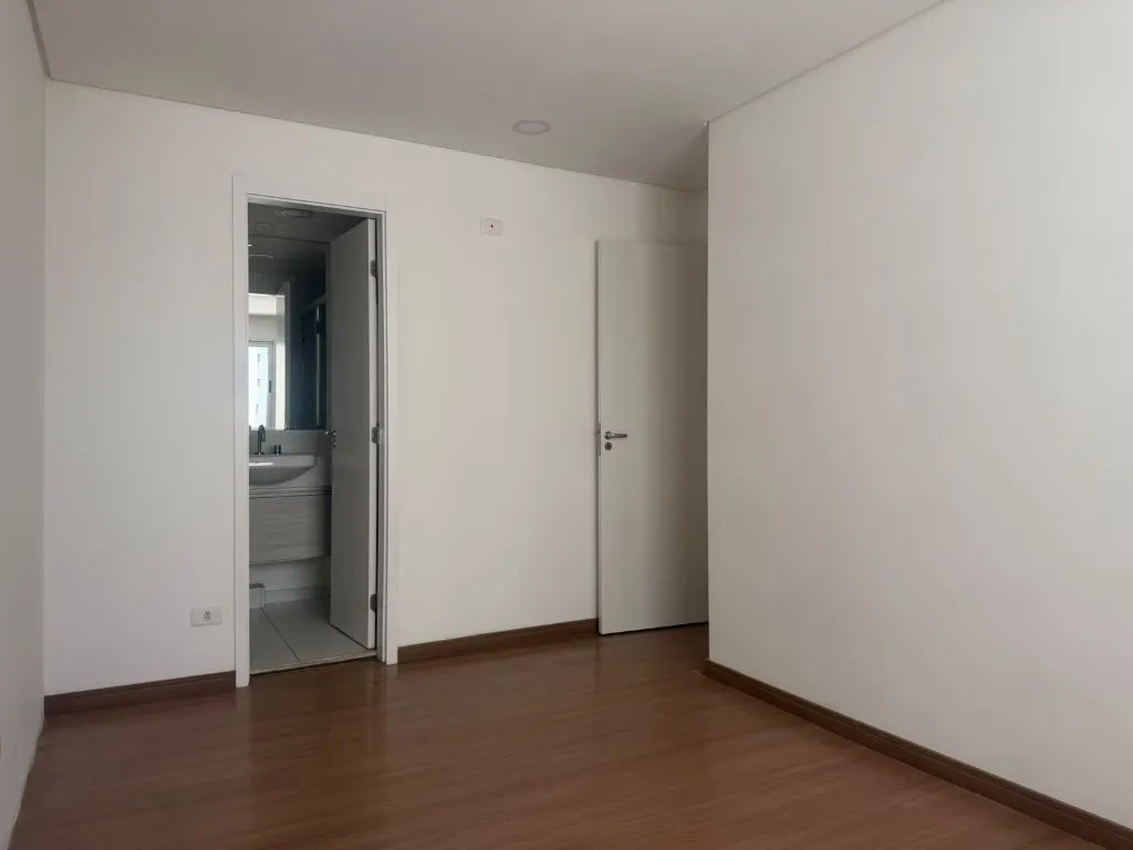 2-bedroom apartment, 1 with its own bathroom, 66 m² — photo 33
