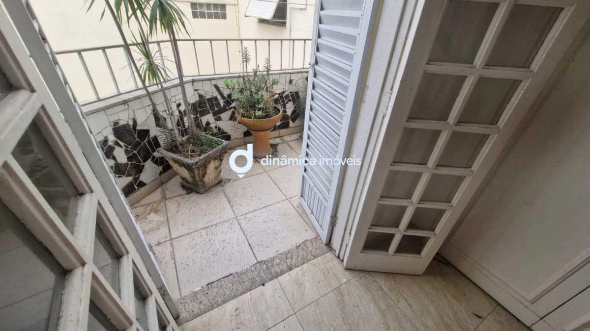 3-bedroom apartment with a home office in Rio de Janeiro — photo 8