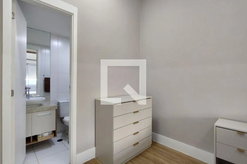 Furnished apartment, 84 m², with a home office — photo 48