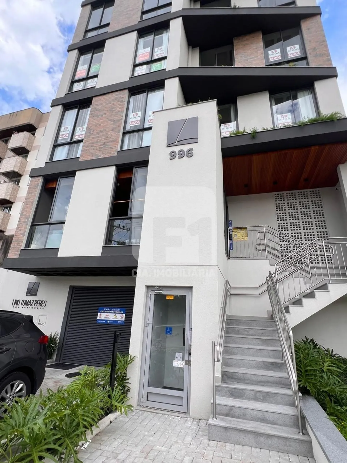 Furnished 46 m² studio with 1 parking space — photo 20