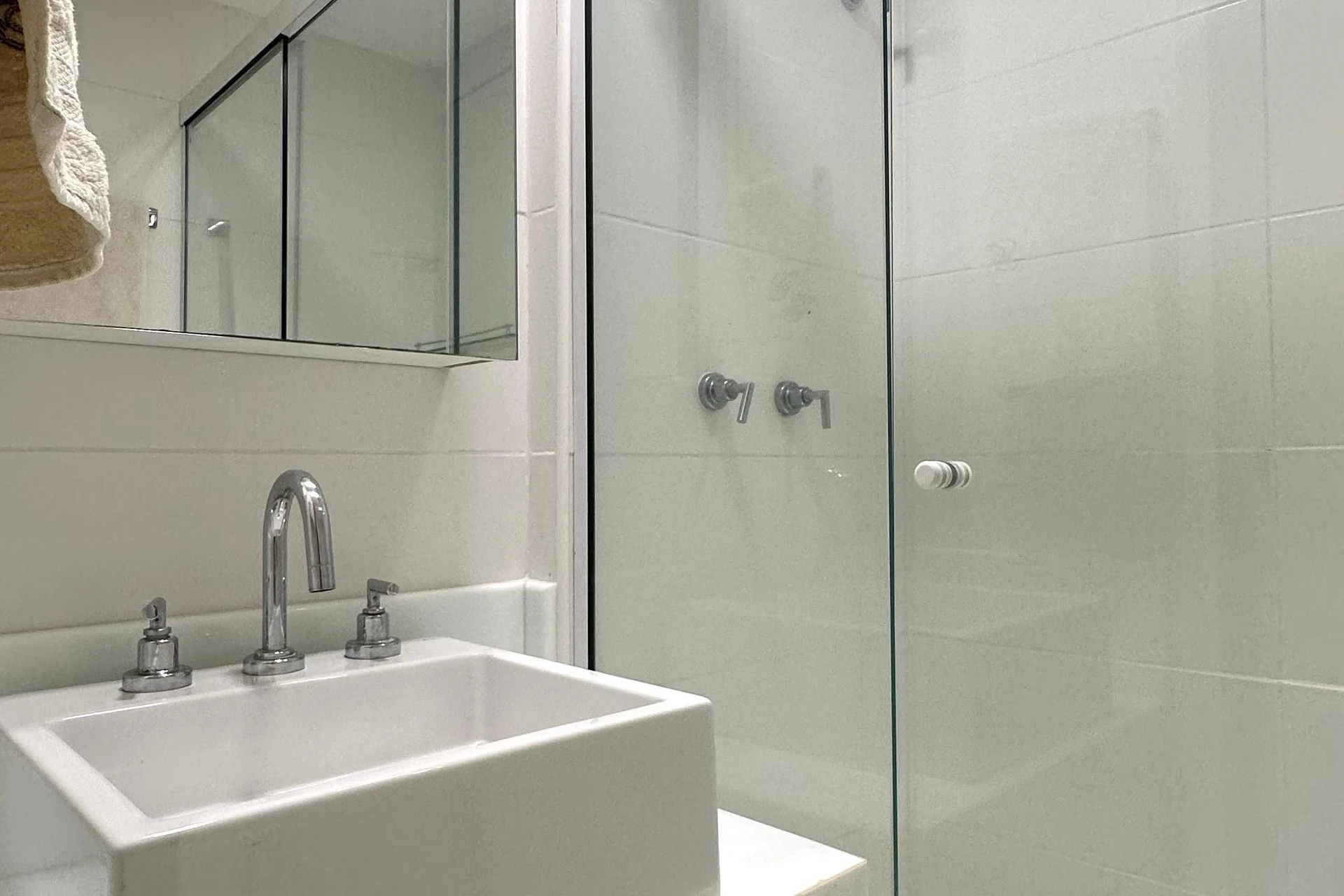 Apartamento mobiliado, 101 m², com janelas do piso ao teto — photo 32