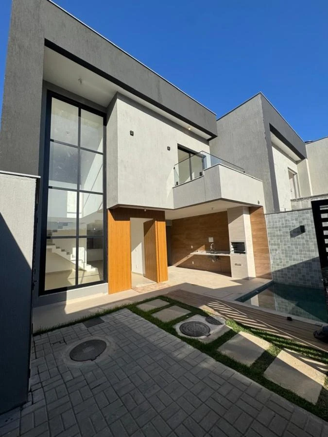 House, 240 m², with a glass-enclosed balcony — photo 29