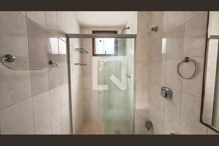 Квартира з 3 спальнями, у будинку є басейн — photo 32