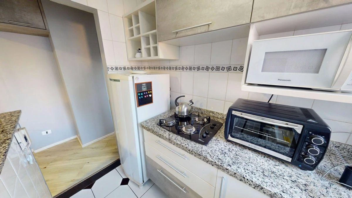 Home office in a 2-bedroom apartment, 35 m² — photo 7
