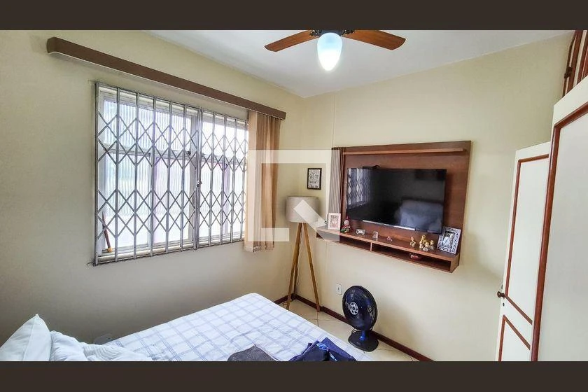 3-bedroom apartment with a bathtub — photo 11
