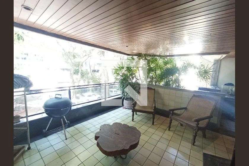 3-bedroom apartment with 185 m² and balcony grill — photo 24