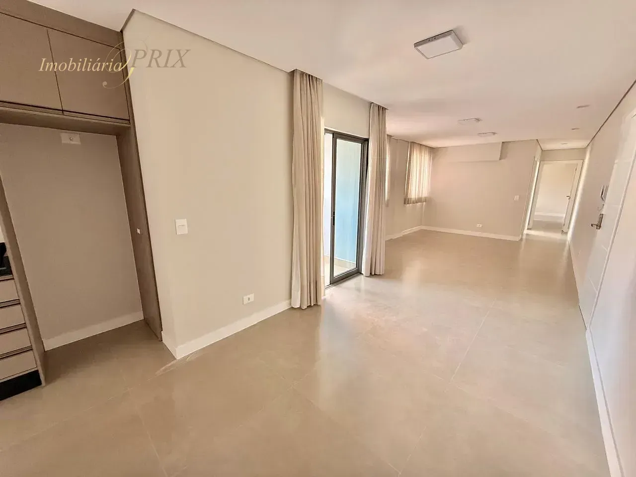 2-bedroom apartment, 1 with its own bathroom, 82 m²