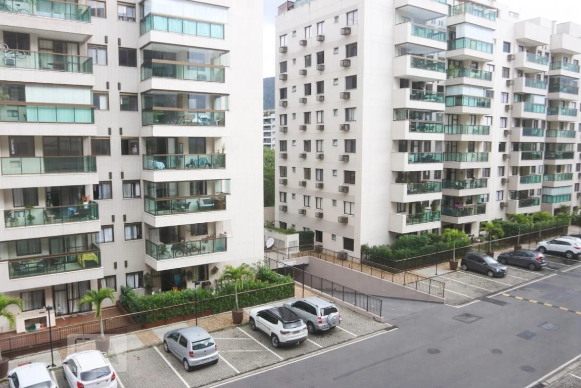 Furnished 2-bedroom apartment with 2 bathrooms and parking — photo 2