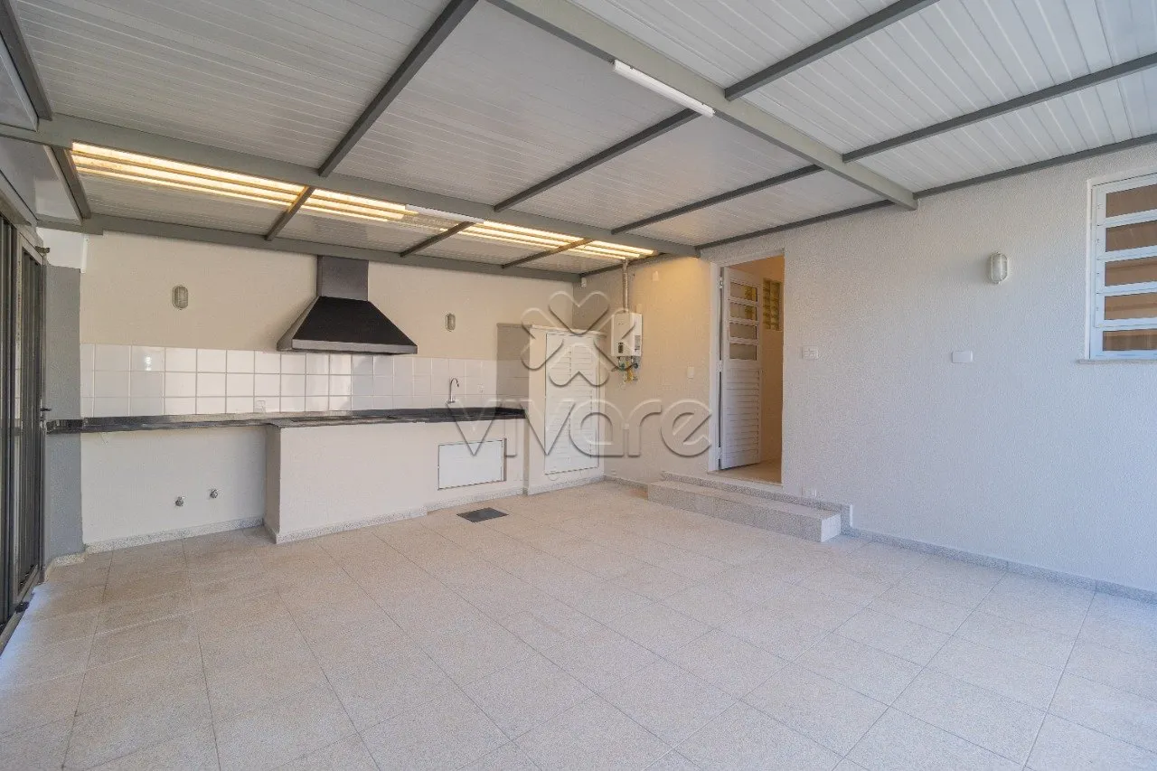 3-bedroom house with a washing machine — photo 22
