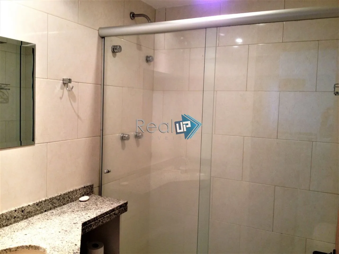 Apartamento amueblado con 2 suites y 2 plazas — photo 18