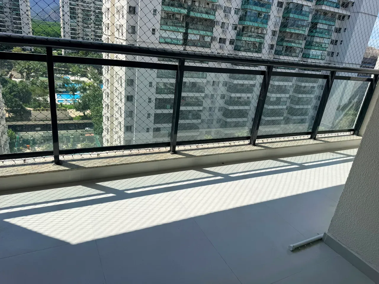 Apartamento de 3 quartos com jardim privativo no prédio — photo 7