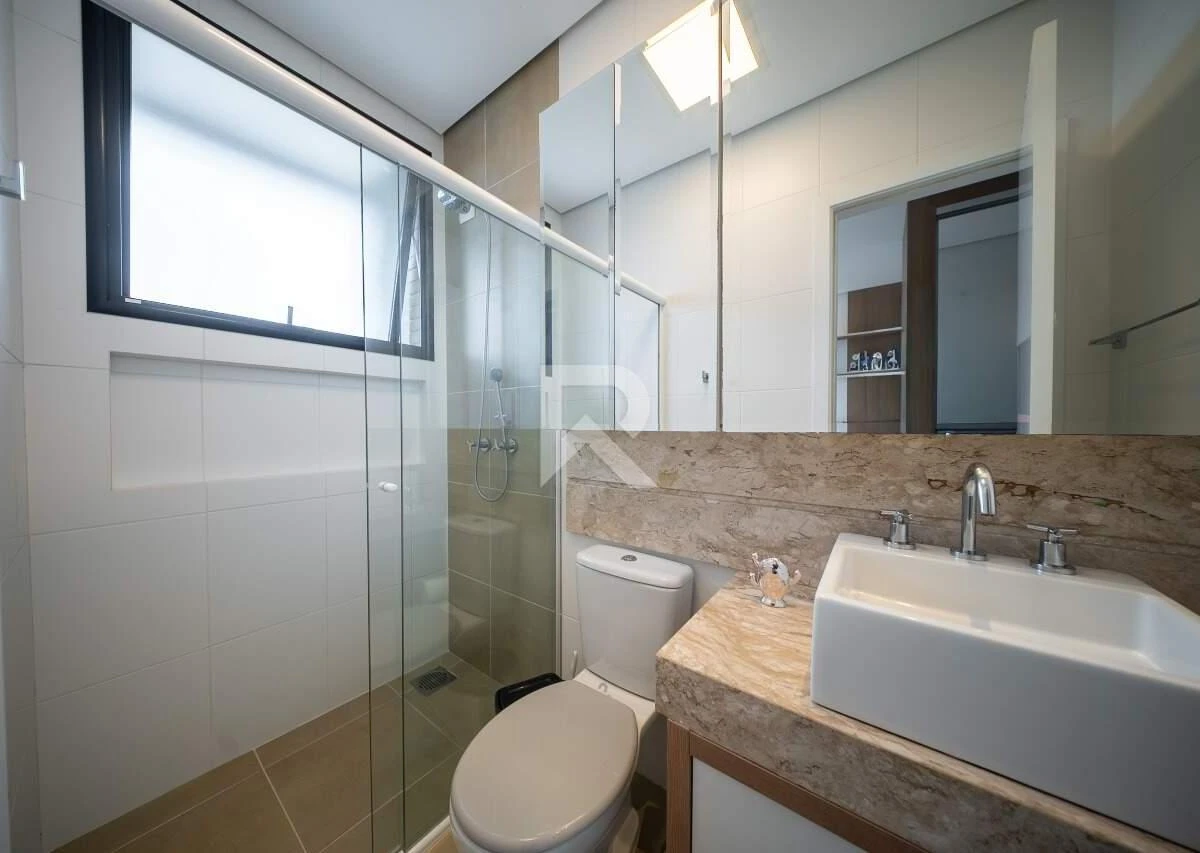 Furnished apartment, 150 m², with a glass-enclosed balcony — photo 38