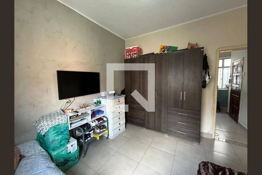 Casa mobiliada com 2 quartos e 42 m², sem vaga