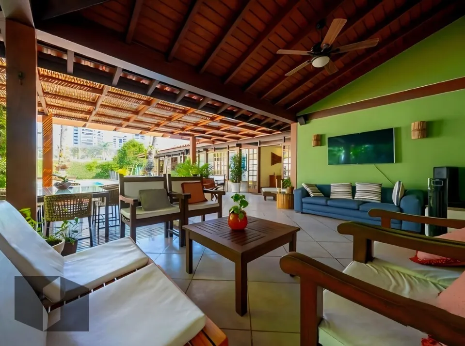 Casa com 4 quartos, 5 banheiros e 5 vagas — photo 8