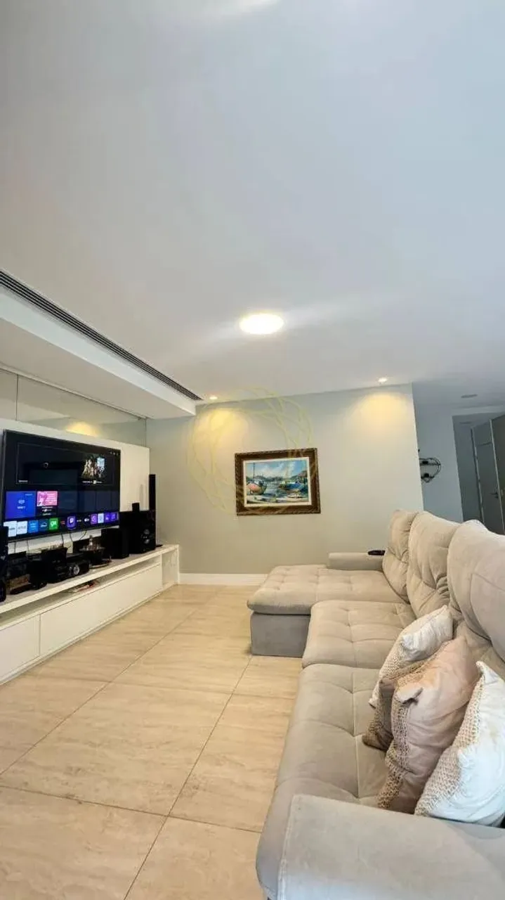 Furnished apartment with 4 bedrooms and 381 m² — photo 4