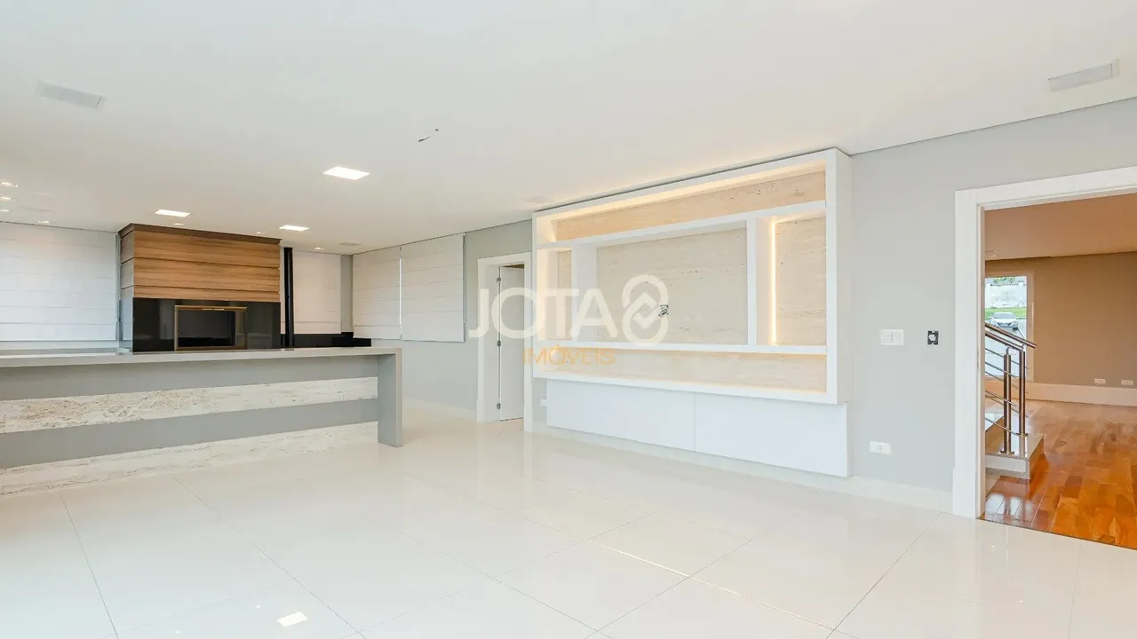 Condominium house with 4 en-suite bedrooms, 492 m² — photo 8
