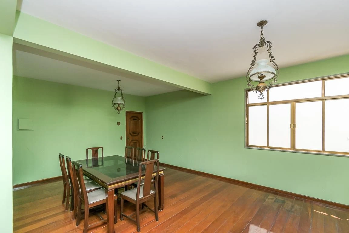 Casa sem mobília com 4 quartos e varanda — photo 4