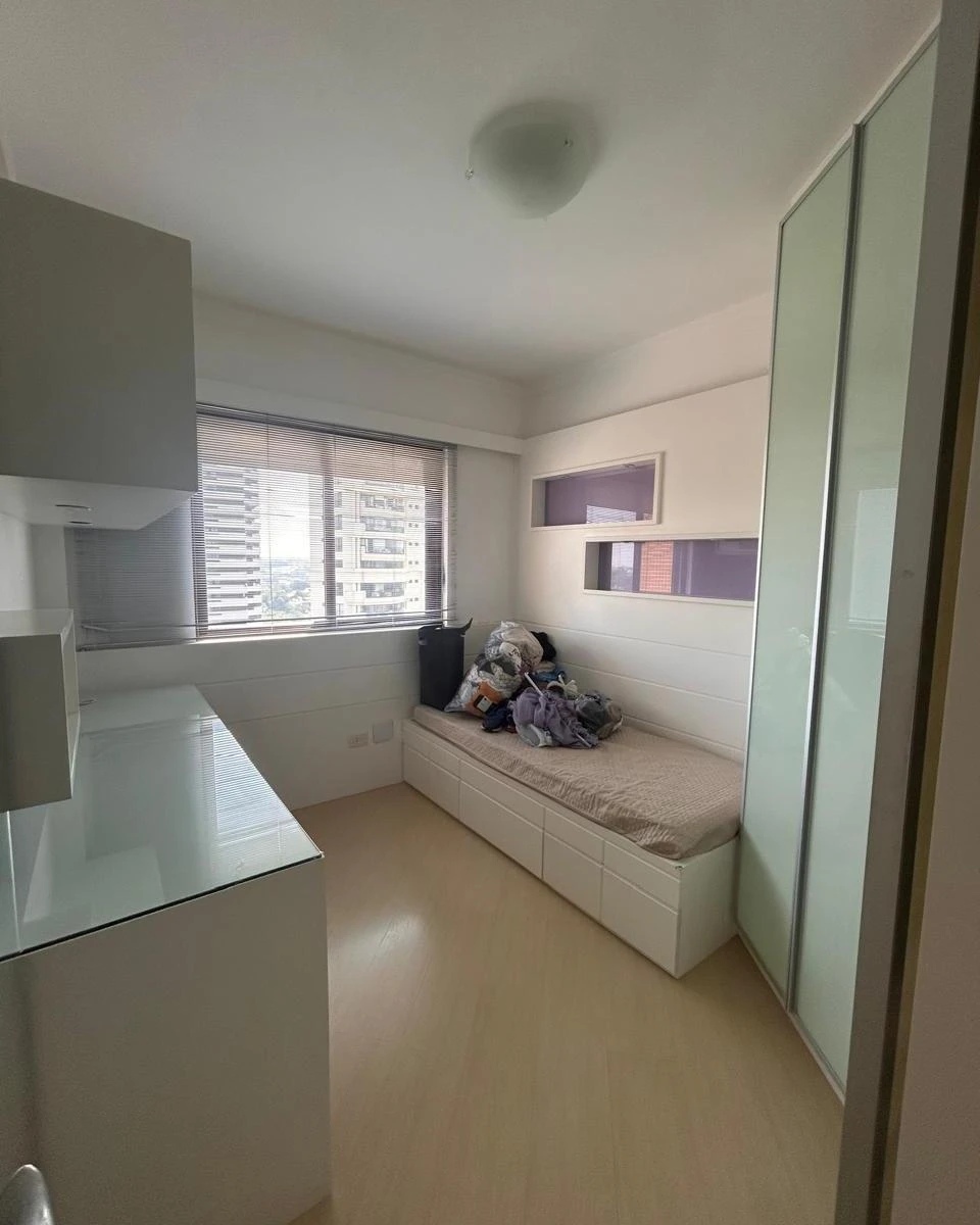 3-bedroom apartment with a home office in Curitiba — photo 7