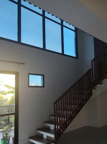 Walk-in closet in a 4-bedroom apartment, 370 m² — photo 16