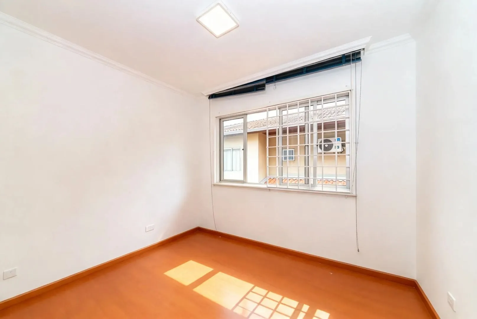House, 170 m², with a jacuzzi — photo 13