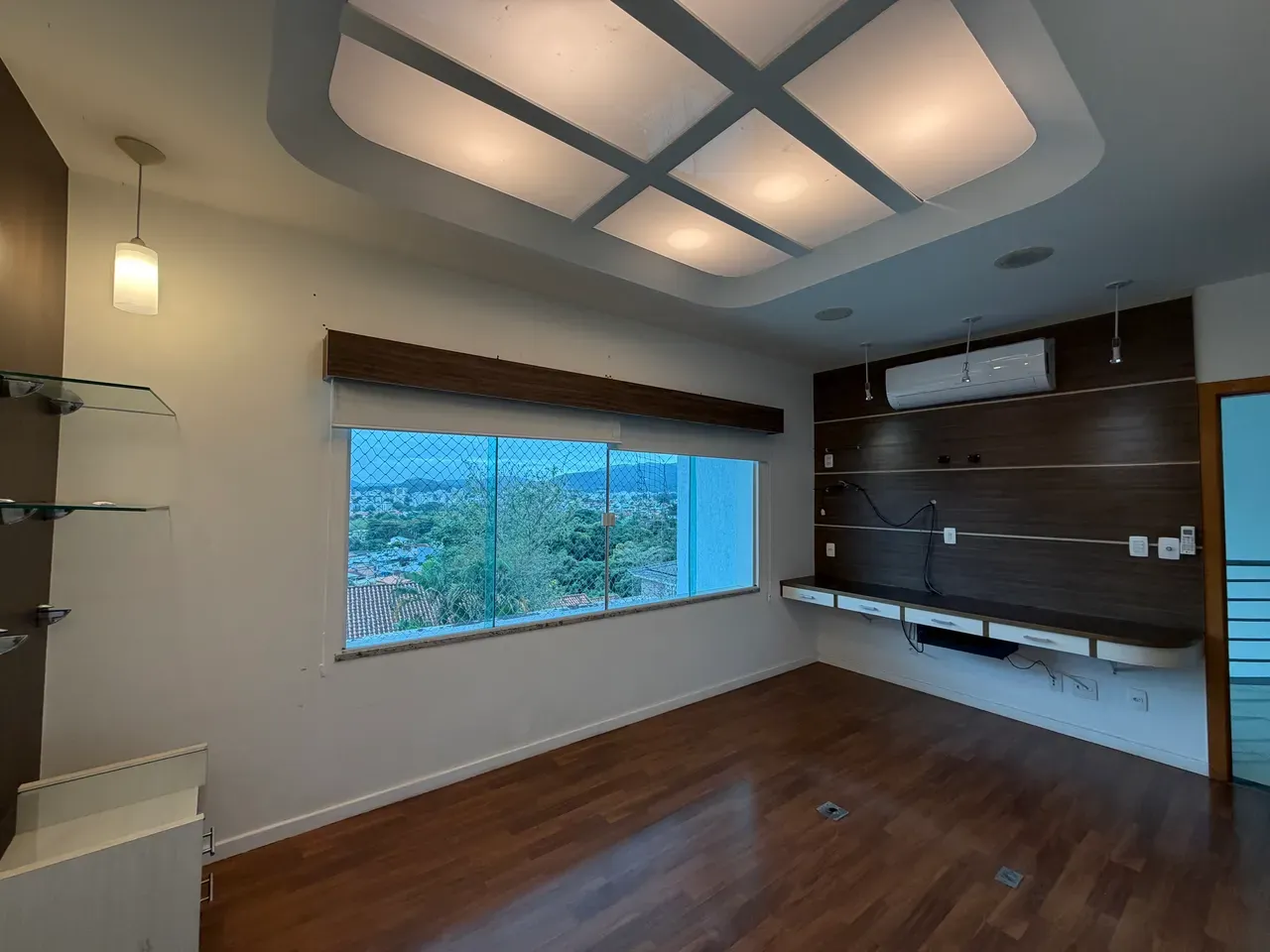 475 m² house with 4 bedrooms and gas open-plan kitchen — photo 22