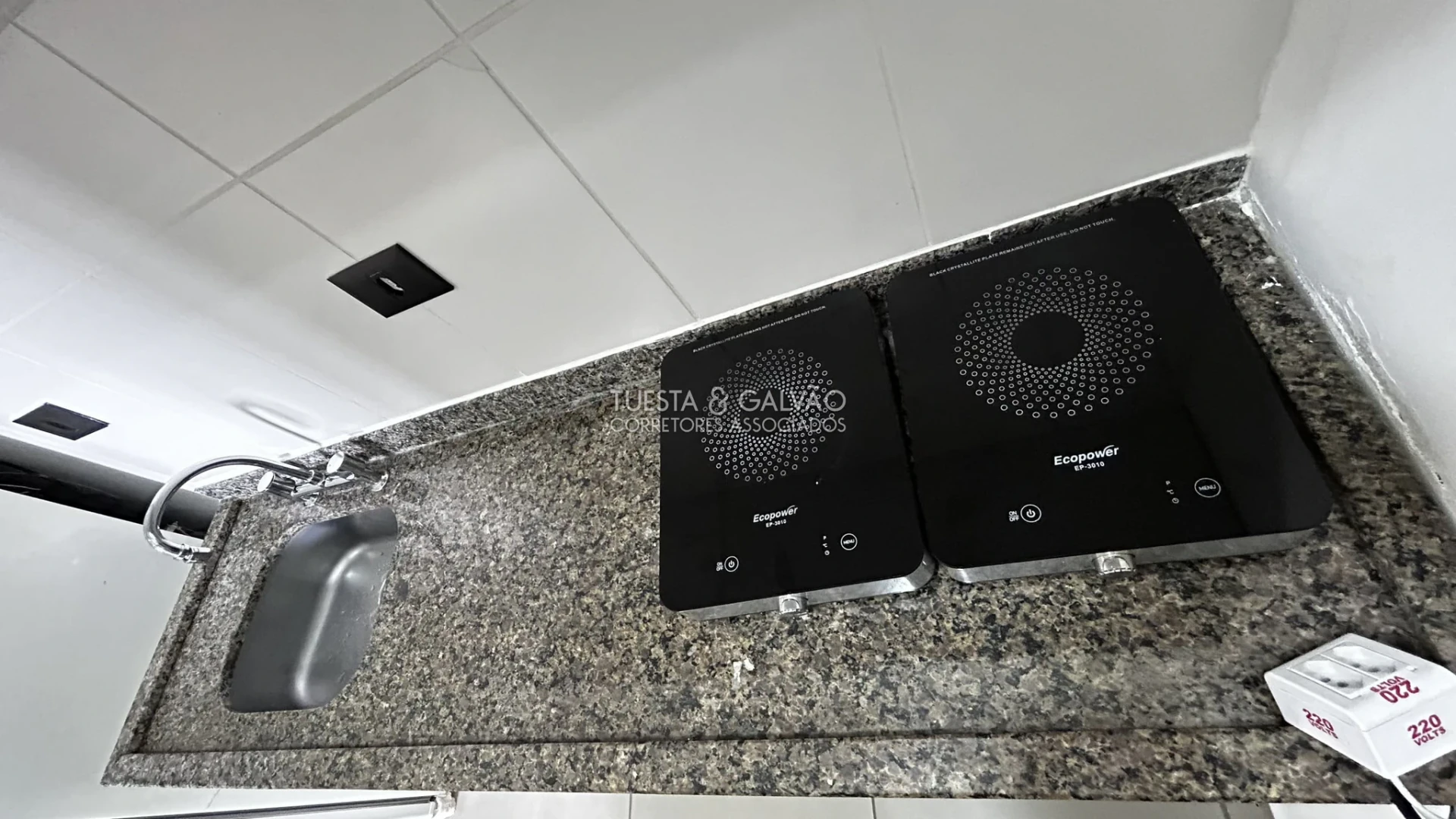 1-bedroom apartment with balcony grill — photo 10