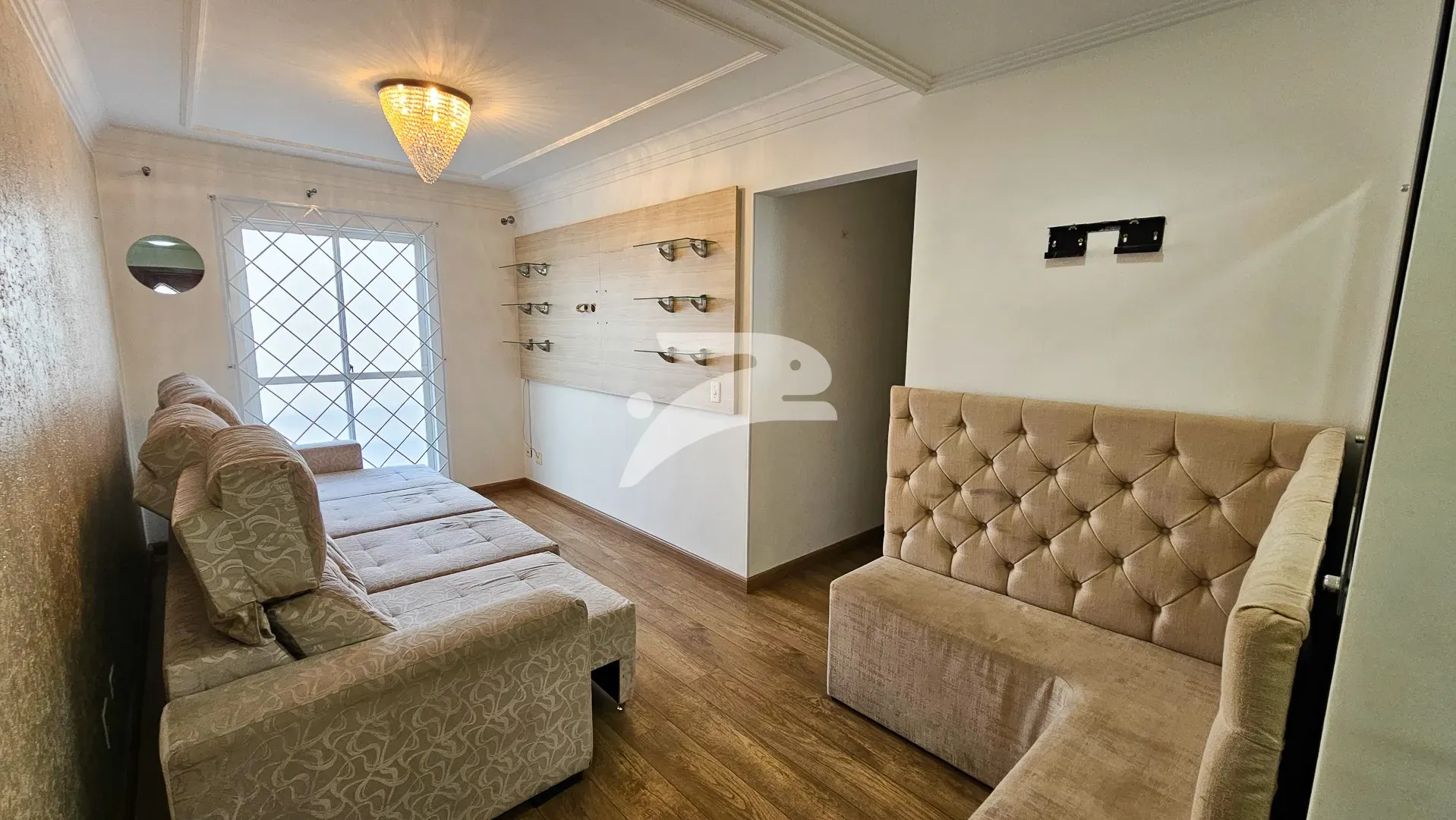 Квартира на першому поверсі з 2 спальнями та закритою кухнею — photo 2