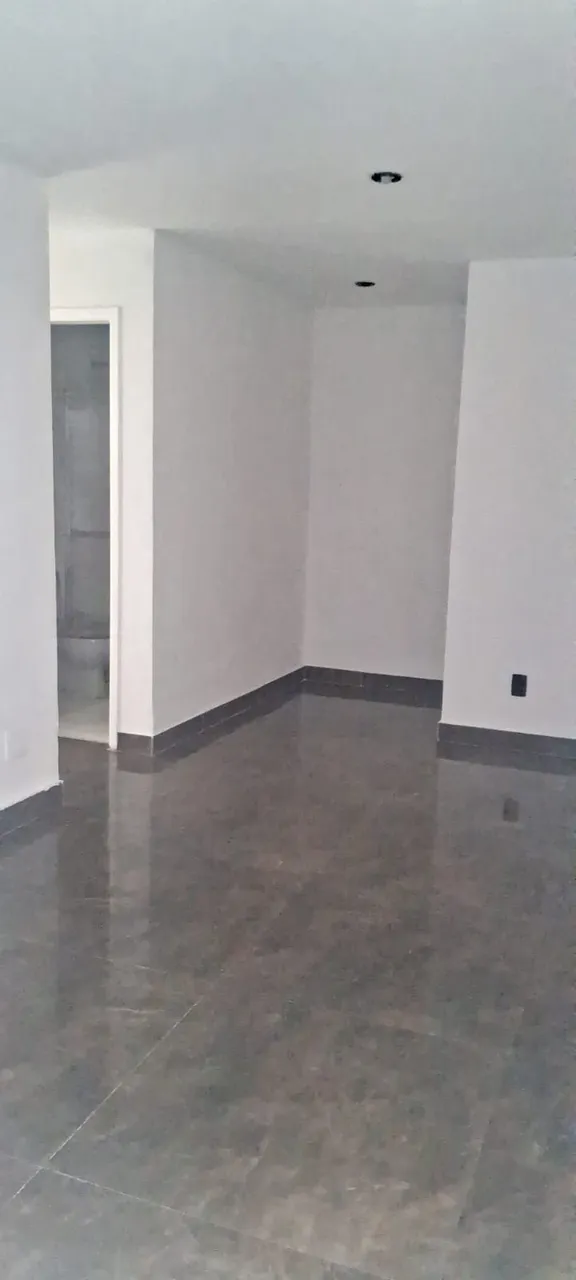 3-bedroom apartment with 3 bathrooms and balcony — photo 13