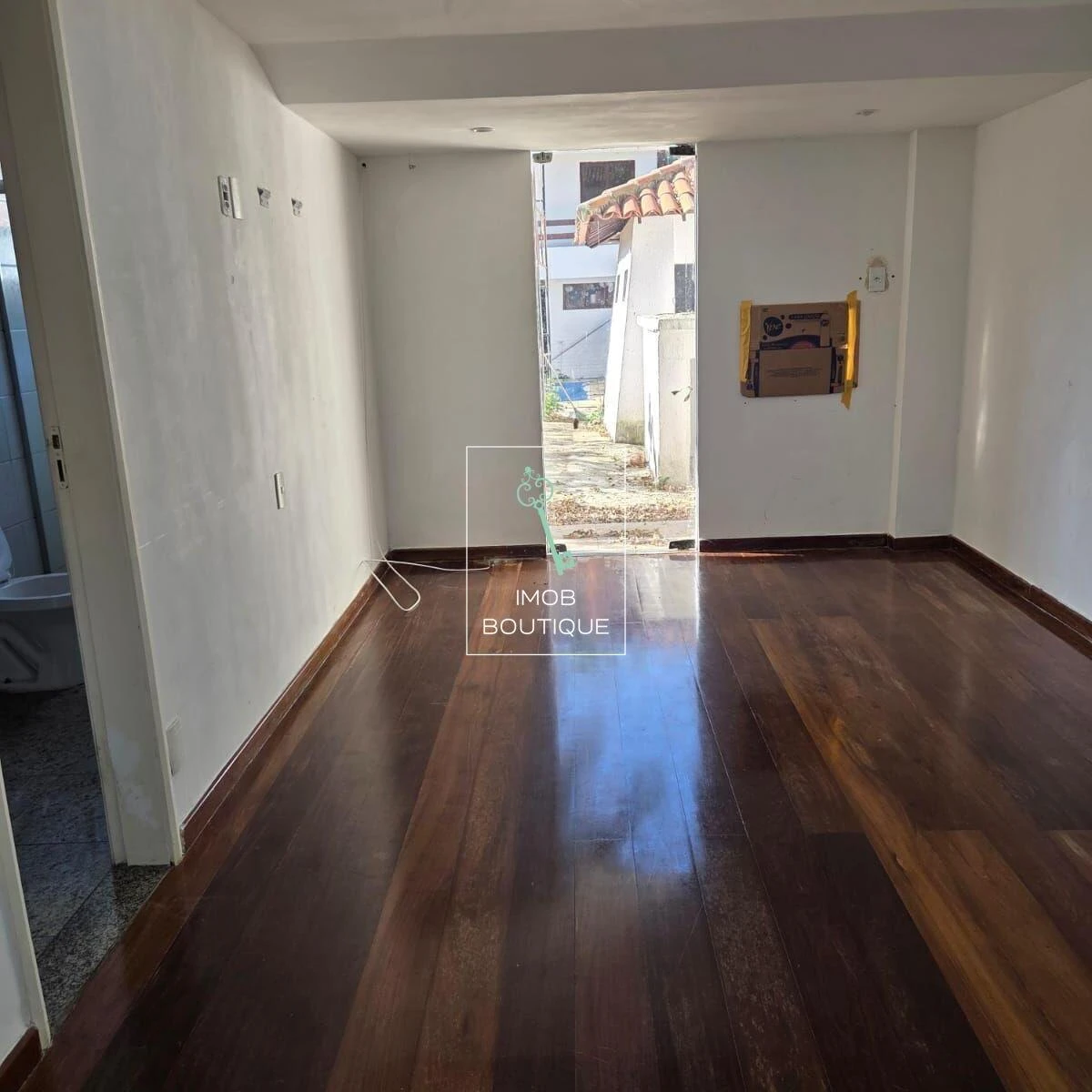 Duplex house with 5 bedrooms and laundry washing machine — photo 3