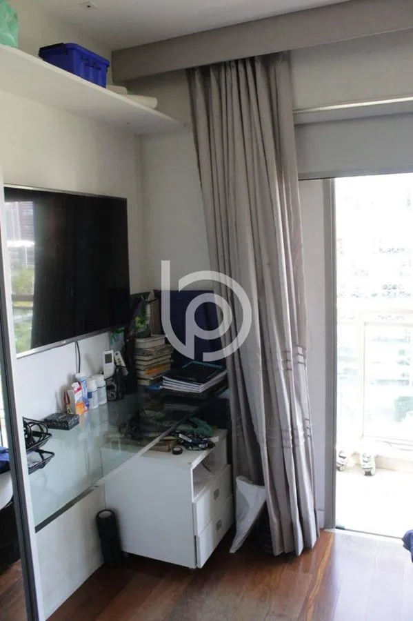 Furnished apartment with a closed kitchen and 4 bedrooms — photo 31