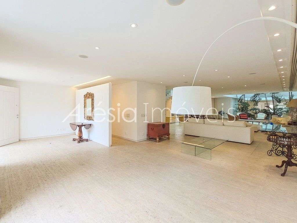 House with 3 en-suite bedrooms and 8 bathrooms 1100 m² — photo 9