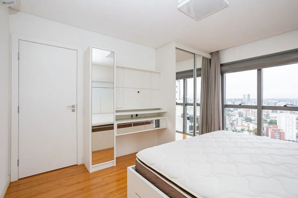 Apartamento com 3 quartos e 160 m², cozinha com fogão a gás — photo 11