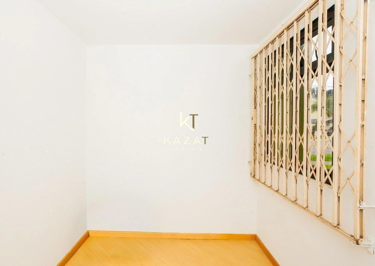 61 m² 3-bedroom apartment with balcony and laundry area — photo 29