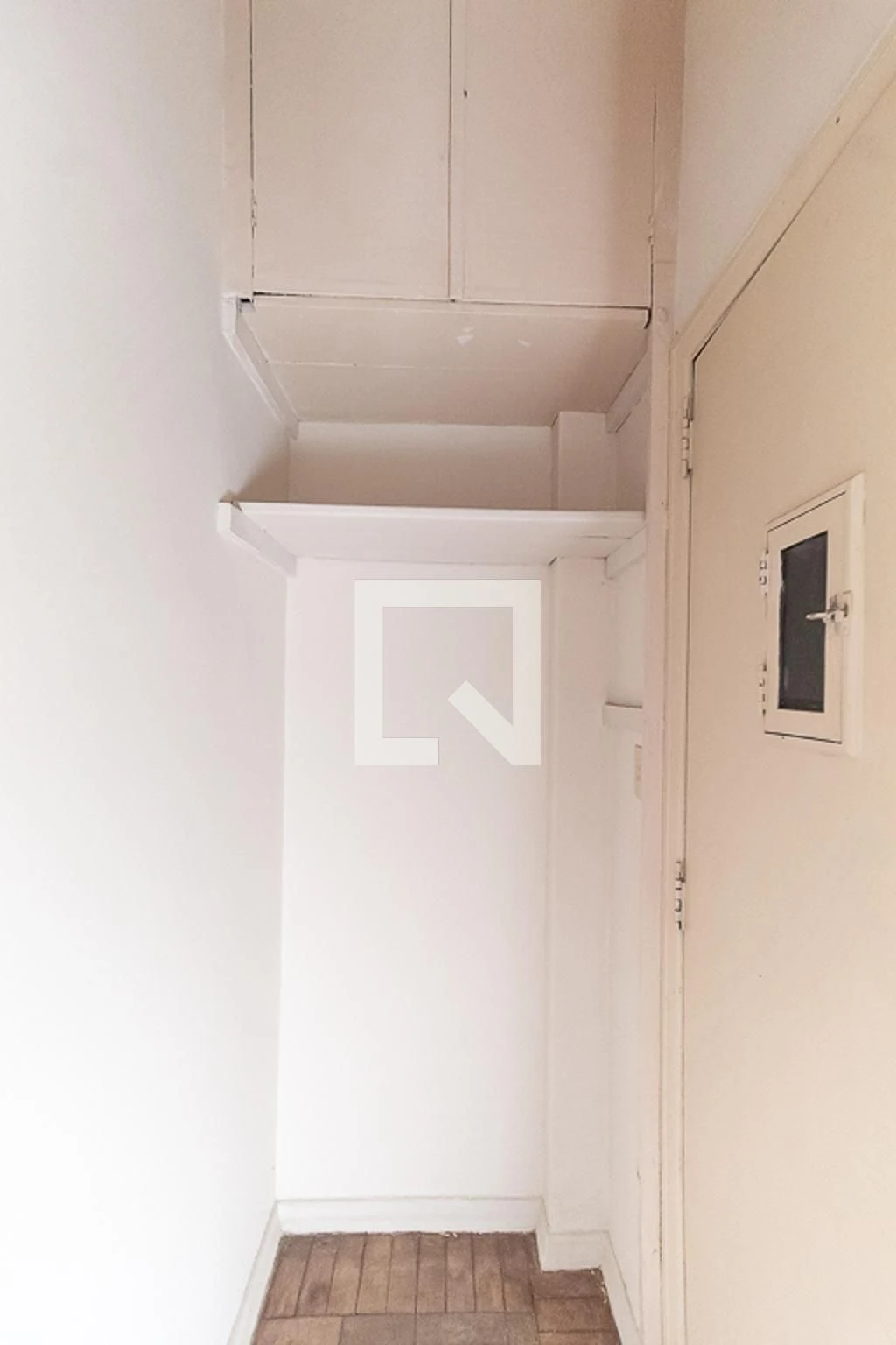 1-bedroom apartment with a private barbecue spot — photo 4
