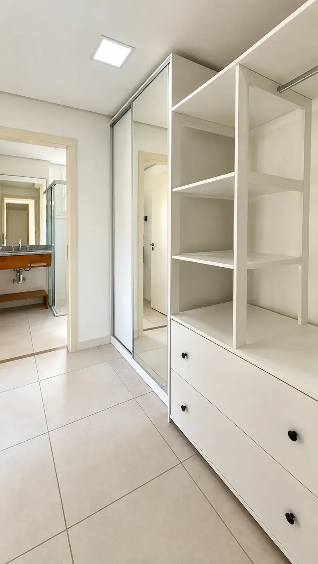 3-bedroom apartment in a building with a sauna — photo 9
