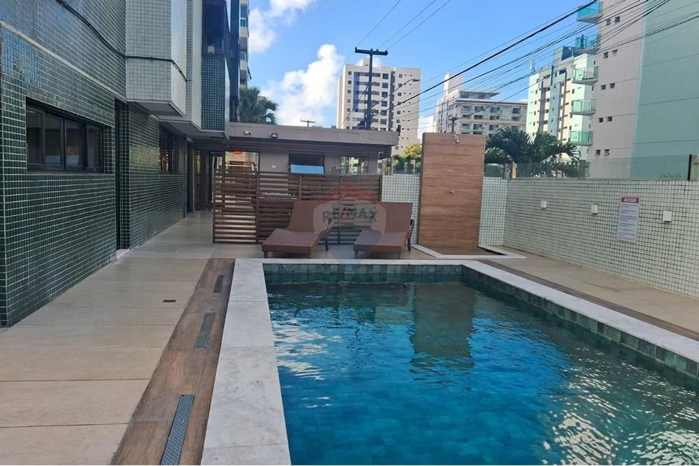 Furnished apartment, 132 m², with a glass-enclosed balcony — photo 29