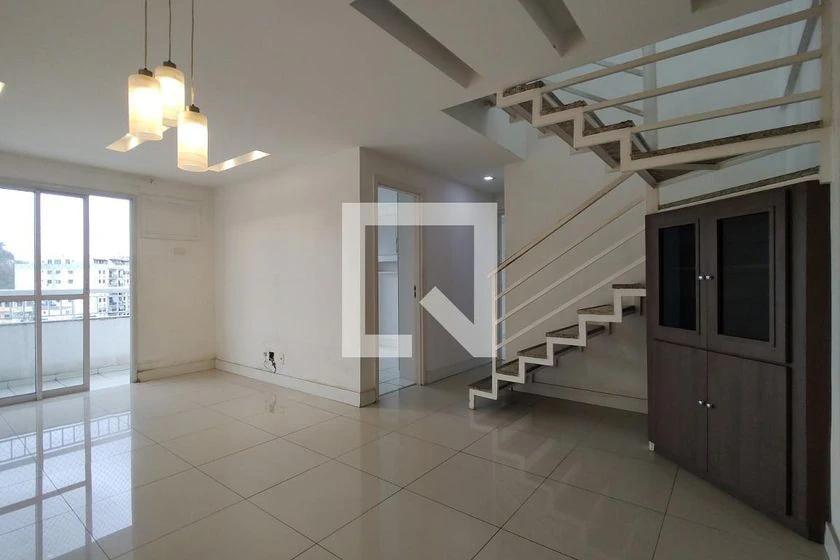 Duplex penthouse with 3 bedrooms and 2 parking spaces