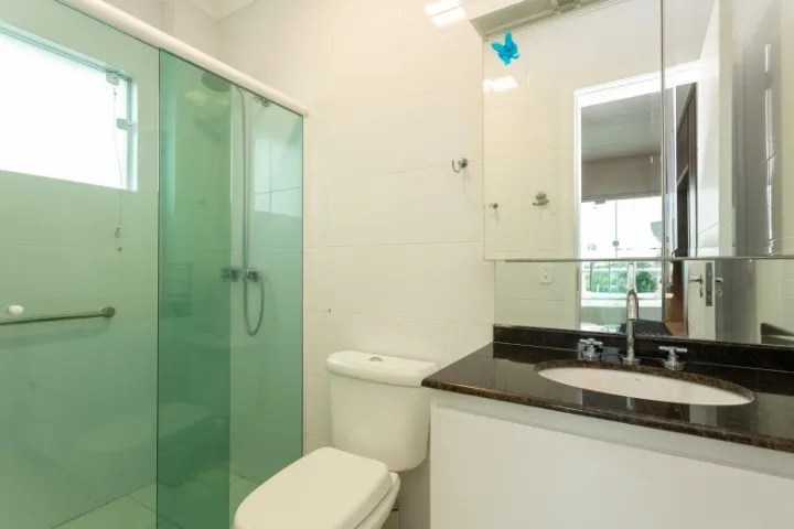 Furnished 3-bedroom apartment with 248 m² and parking — photo 19