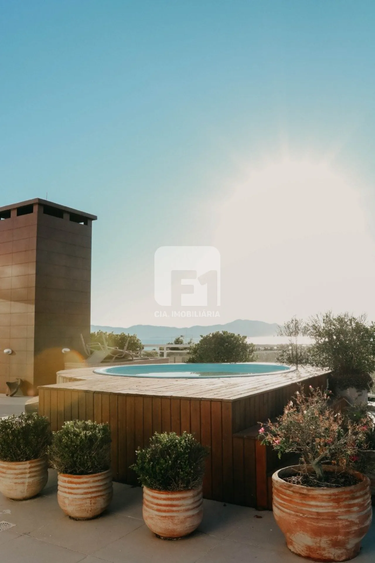 3-bedroom apartment with a private pool in Florianópolis — photo 33