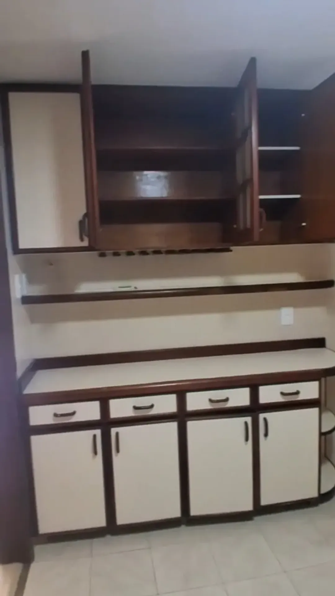 3-bedroom apartment with a gas stove and 1 parking spot — photo 11