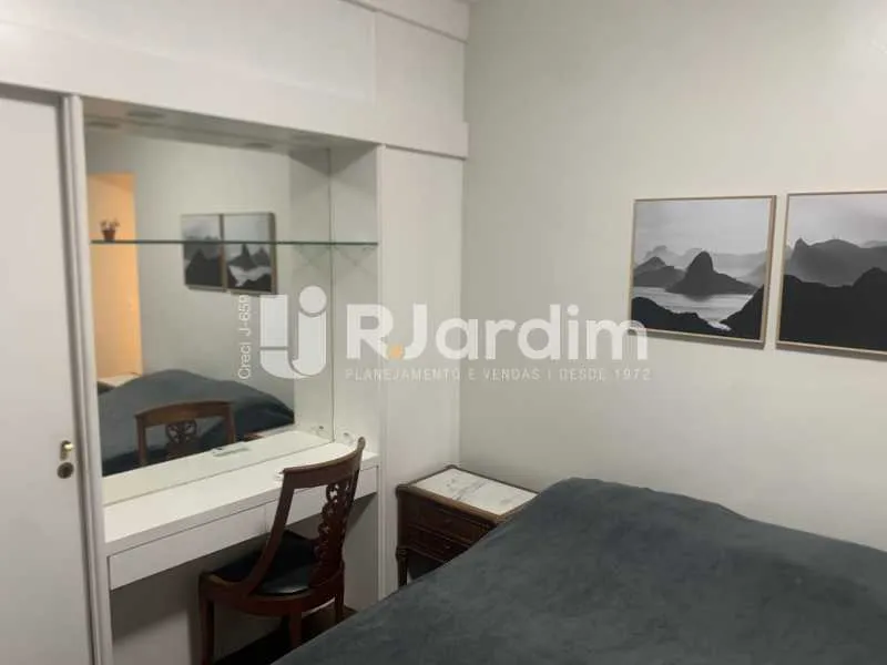 Furnished 4-bedroom apartment with 4 baths, 133 m² — photo 9