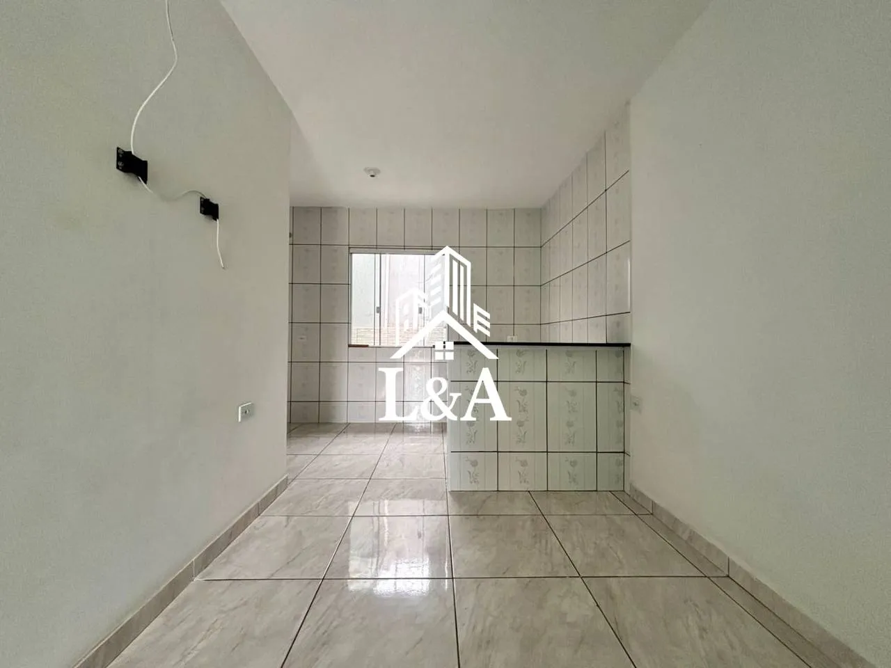 Casa térrea sem mobília com 2 dormitórios e 50 m²