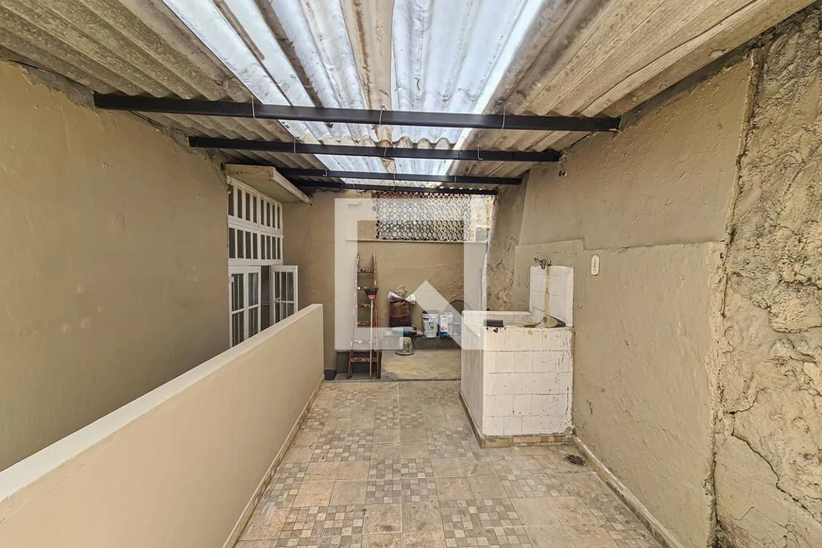 House with 3 bedrooms, 1 bathroom and 1 parking spot — photo 28
