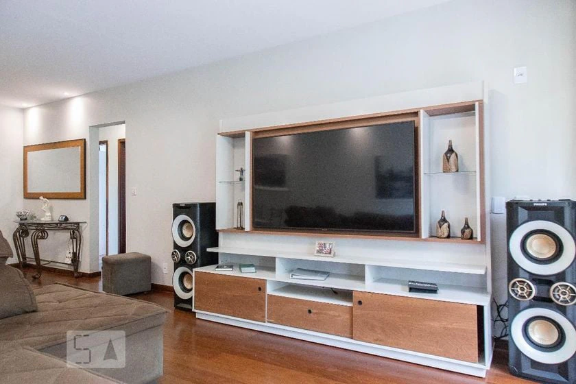 Rental apartment with 4 bedrooms and 150 m² — photo 7