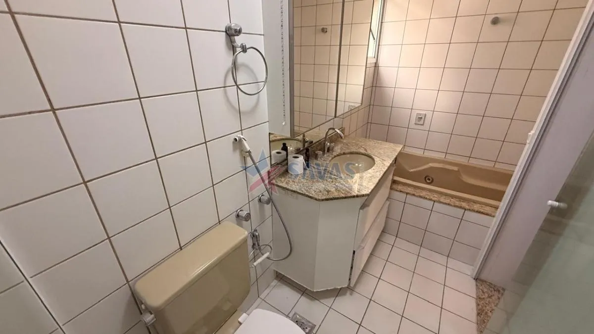 Apartamento amueblado de 3 dormitorios y 125 m² — photo 56