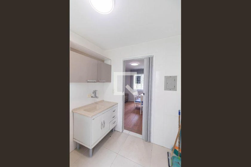 2-bedroom, 40 m² apartment in Curitiba — photo 11