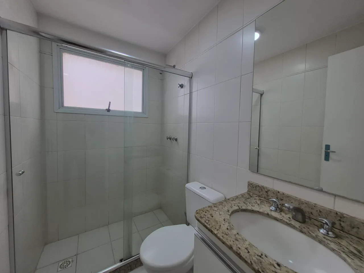 Duplex apartment with 112 m², 3 bedrooms and floor-to-ceiling — photo 32