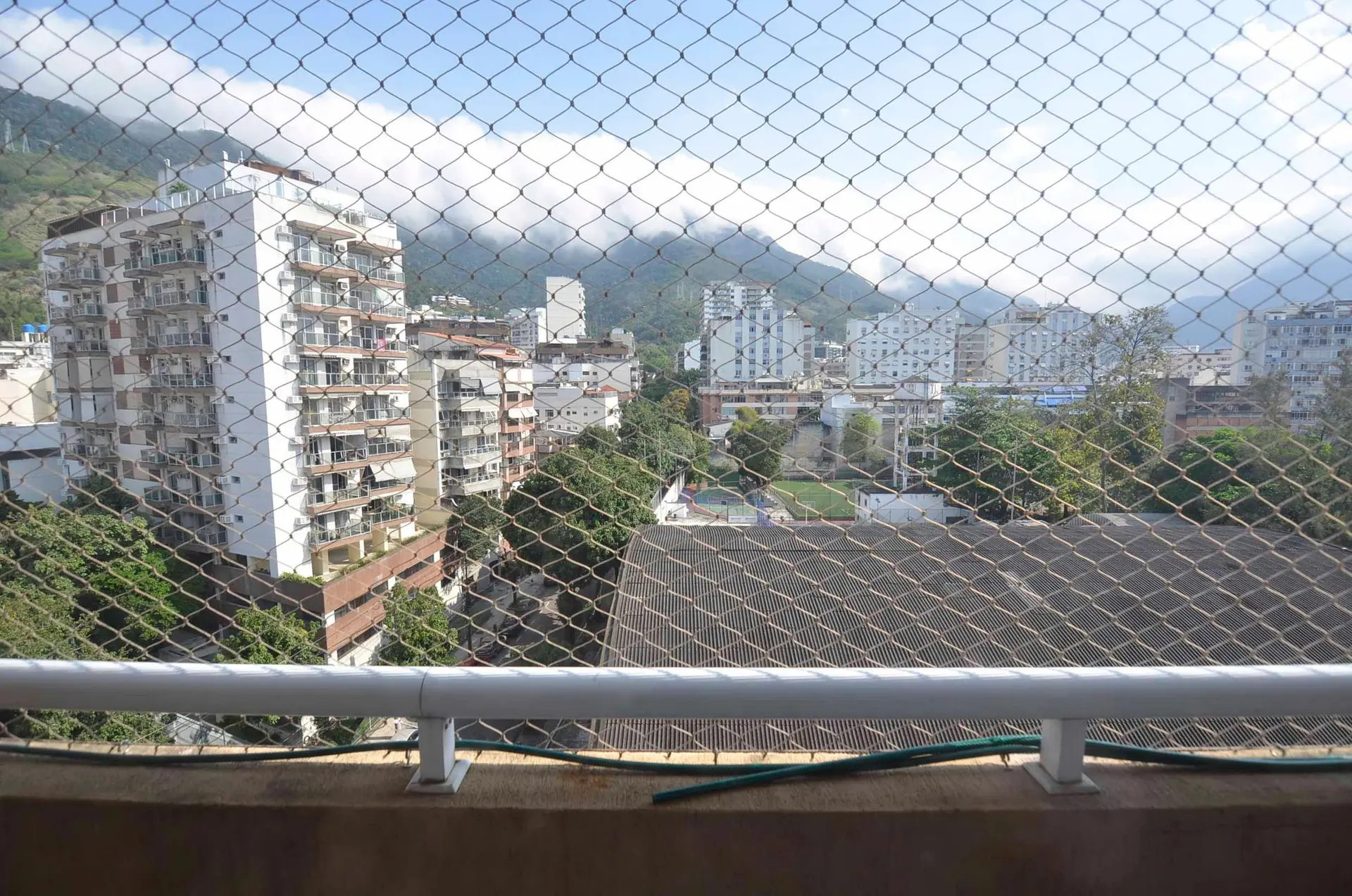 190 m² apartment with a mountain view and a home office — photo 18