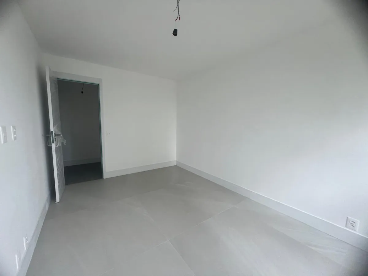 Apartamento mobiliado de 3 quartos com vista para a água — photo 39