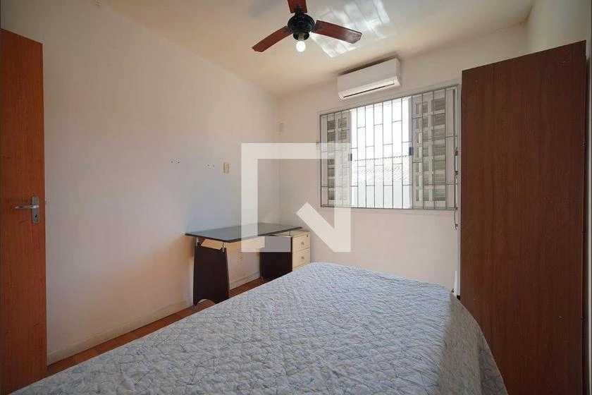 Furnished house with 4 bedrooms and 209 m², 3 bathrooms — photo 4